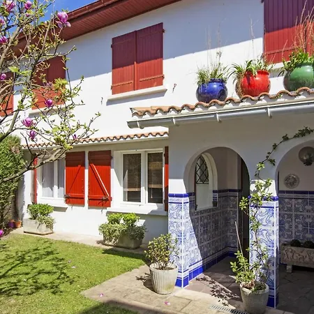 Large And Elegant Flat With Terrace 5 Min To - Welkeys Apartman Hendaye