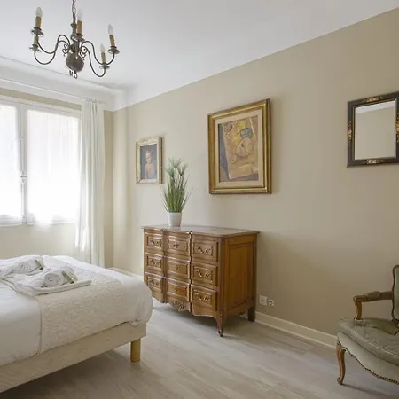 Apartman Large And Elegant Flat With Terrace 5 Min To - Welkeys Hendaye