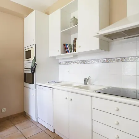 Large And Elegant Flat With Terrace 5 Min To - Welkeys